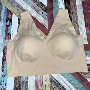 Truekind Everyday Comfort V-Neck Bralette EUC Chai Seamless Removable Cups Large